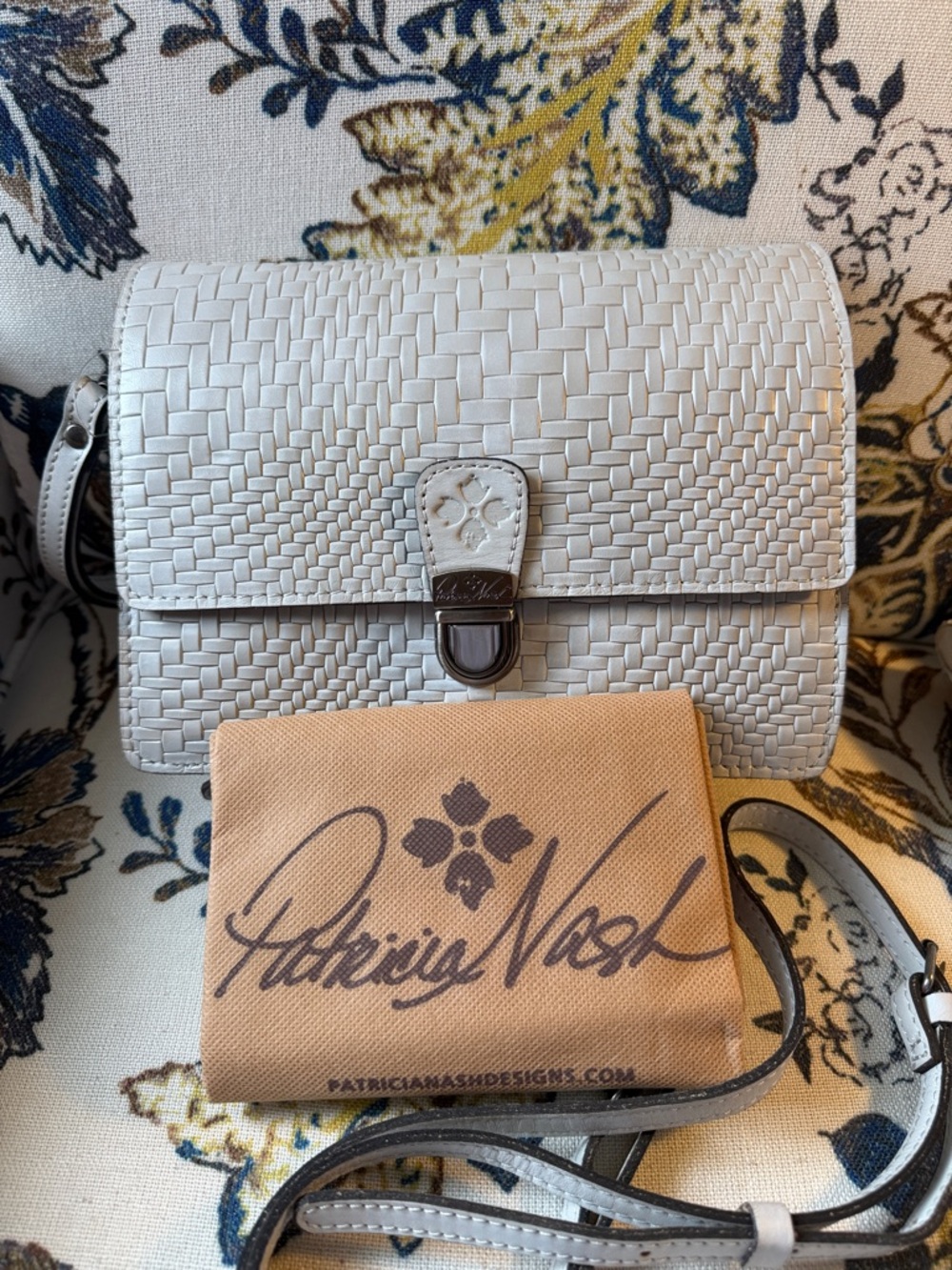 Patricia Nash Woven Crossbody Bag in Light Taupe NWOT